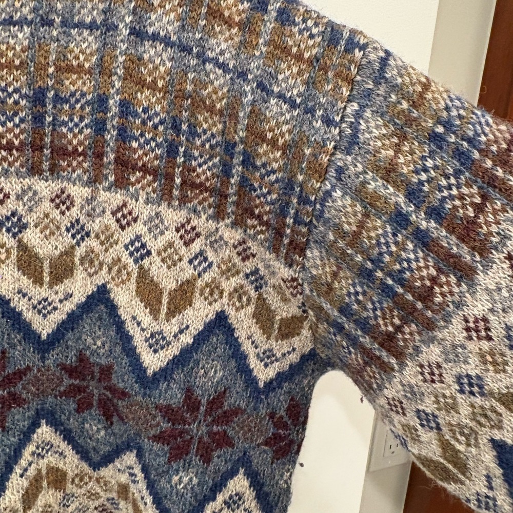 Vintage Scottish Shetland Wool Knit Alpine Club Room Sweater Size Large - Picture 4 of 15